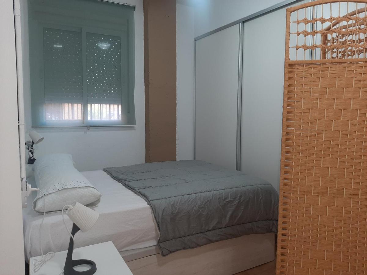 Apartamento Huelin, A 5 Minutos A Pie De La Playa มาลากา ภายนอก รูปภาพ