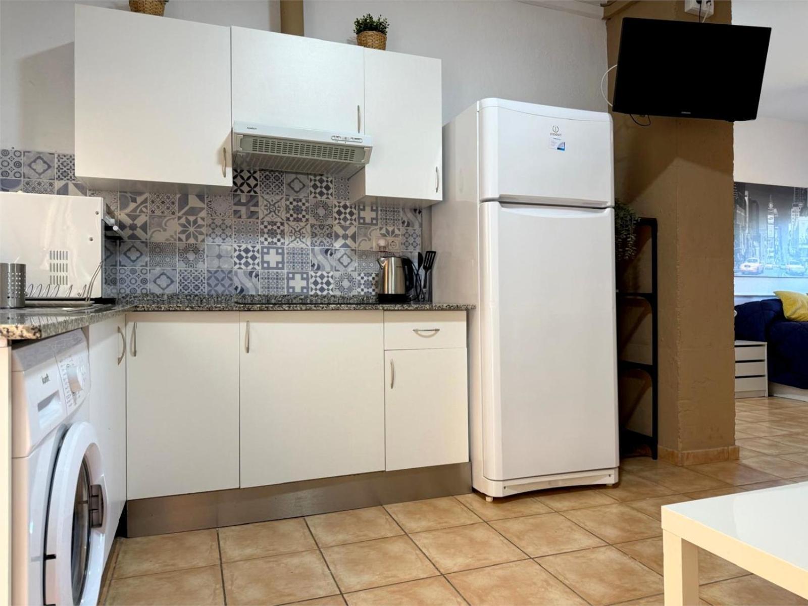 Apartamento Huelin, A 5 Minutos A Pie De La Playa มาลากา ภายนอก รูปภาพ